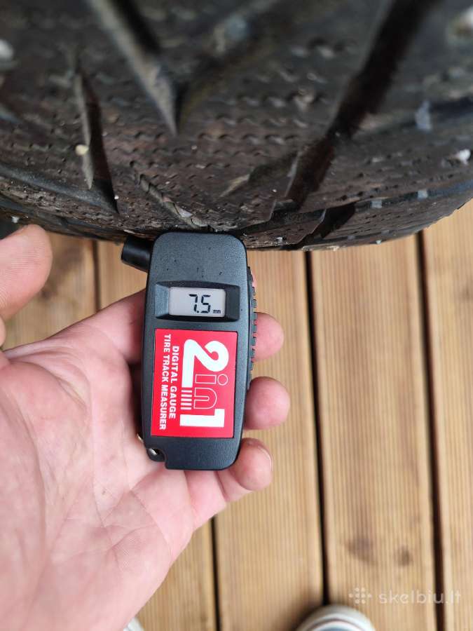 Nexen 235/55 R19 dygliuotų padangų komplektas - nuotraukos Nr. 6