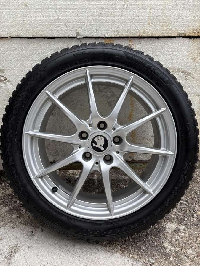 2025 m. Hankook Winter Icept Rs3 su ratlankiais - nuotraukos Nr. 4