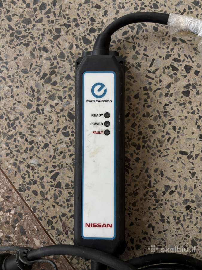 Nissan Leaf elektromobilio buitinis kroviklis - nuotraukos Nr. 2