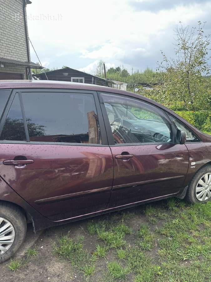 Parduodu Toyota corolla verso - nuotraukos Nr. 4