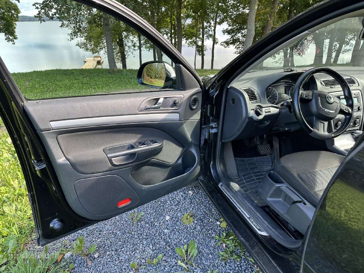 Skoda Octavia - nuotraukos Nr. 12