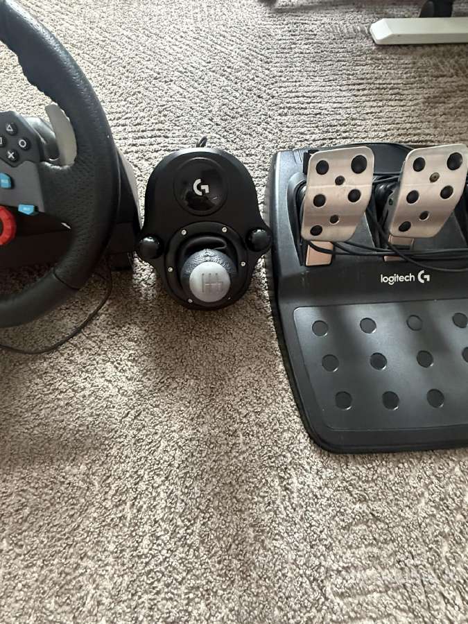 Logitech G29 Vairas + Shifter - nuotraukos Nr. 3