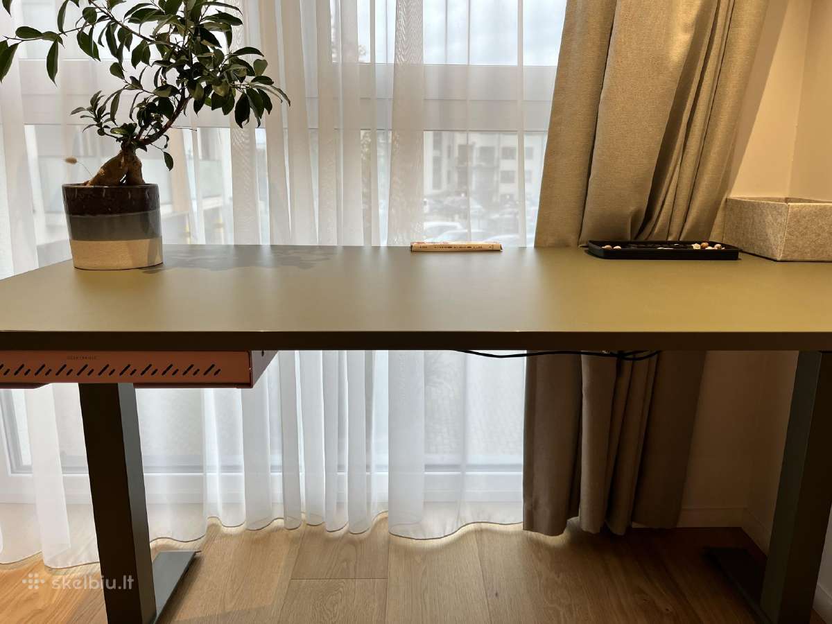 Kaip naujas Desktronic stalas ir kėdė - nuotraukos Nr. 5