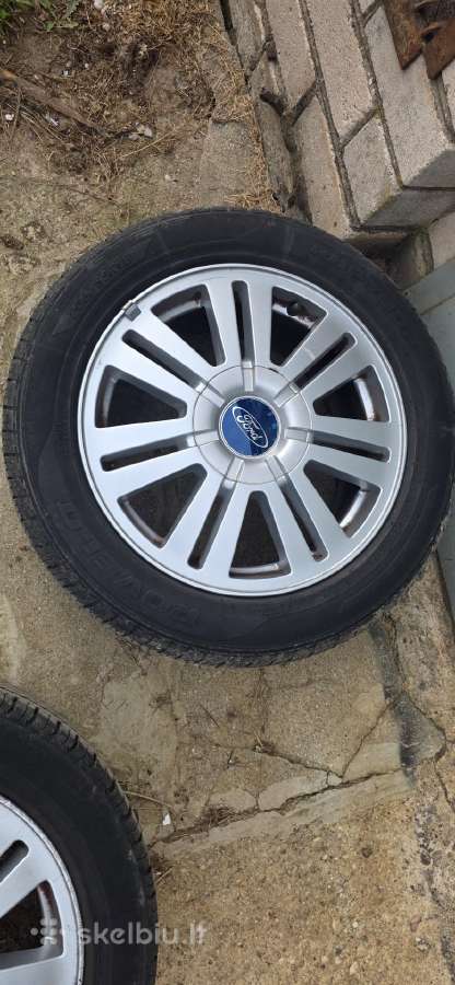 Parduodu Ford C-max R16 Ms padangų komplektą 5mm - nuotraukos Nr. 4