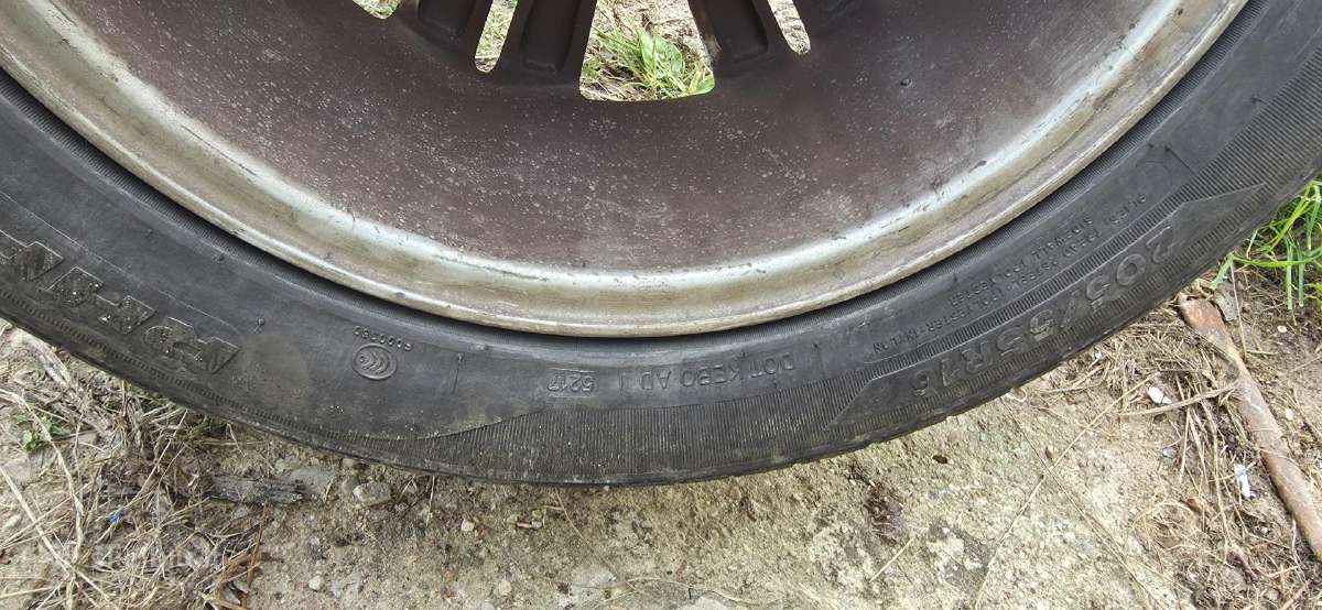 Parduodu Ford C-max R16 Ms padangų komplektą 5mm - nuotraukos Nr. 16