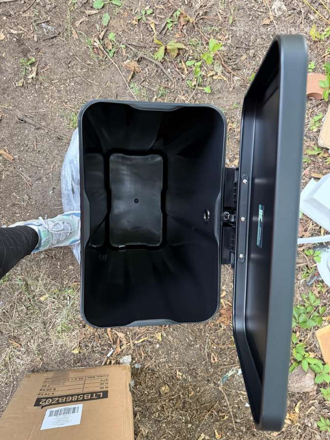 Songmics 50 L šiukšliadėžė su pedalu – nauja - nuotraukos Nr. 3