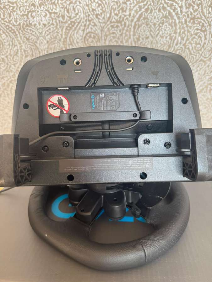 Logitech G923 vairas su pedalais Xbox / Pc - nuotraukos Nr. 4