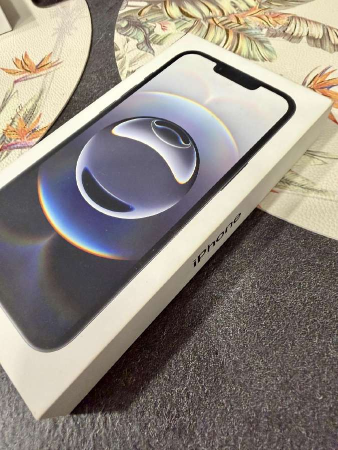 iPhone 16e - nuotraukos Nr. 3