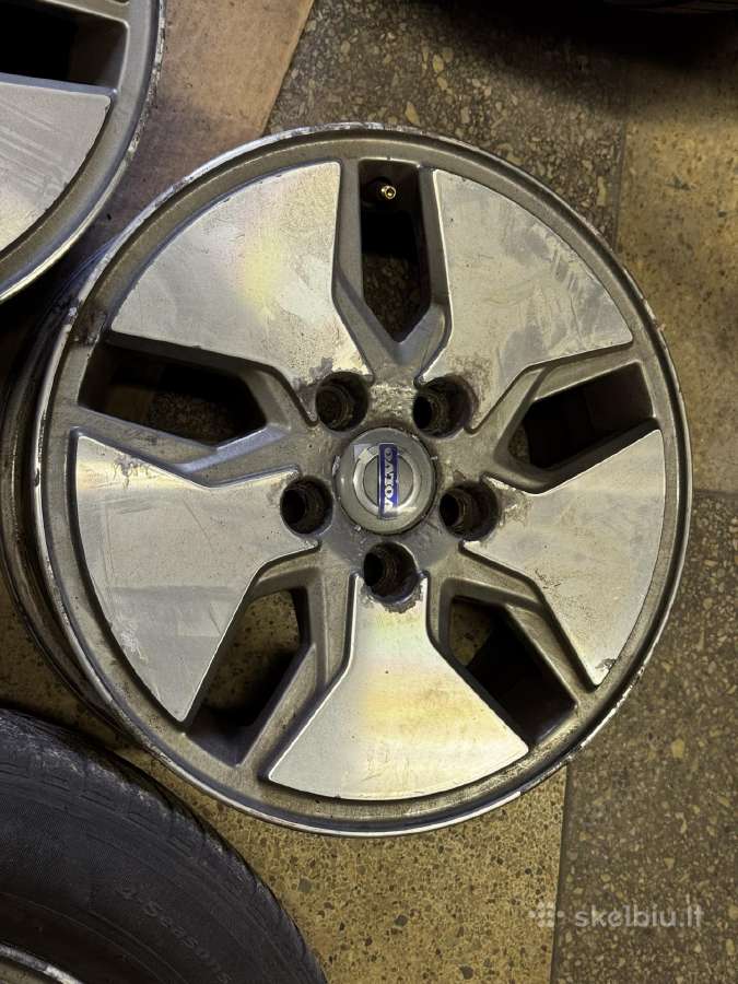 Lengvojo lydinio ratlankiai Volvo V50, R15 - nuotraukos Nr. 4