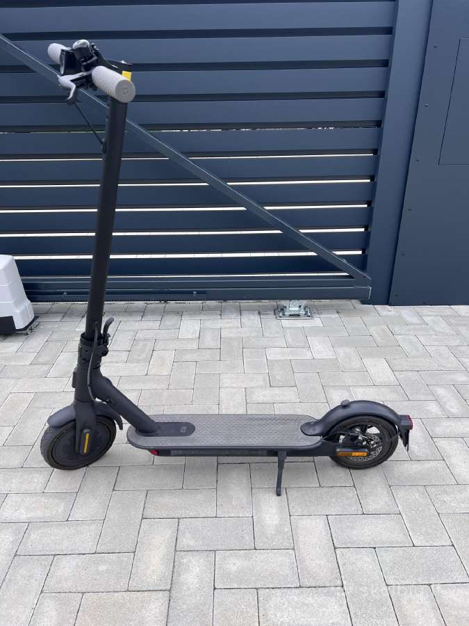Xiaomi Mi Electric Scooter 1s - nuotraukos Nr. 3