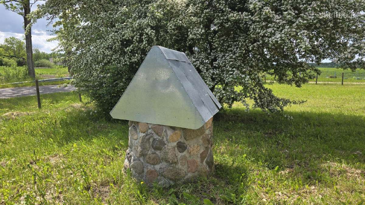 Daugiabutis Su Žemės Sklypu Netoli N.akmenės - nuotraukos Nr. 14