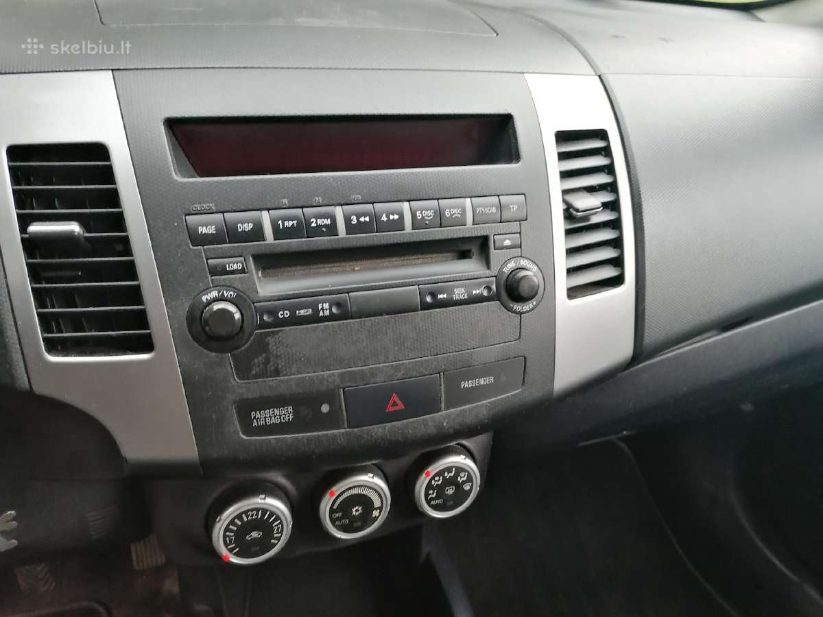 Parduodu visureigį Peugeot 4007 - nuotraukos Nr. 12