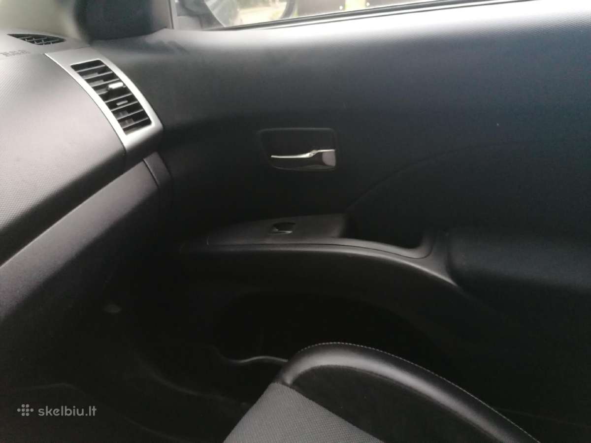 Parduodu visureigį Peugeot 4007 - nuotraukos Nr. 14