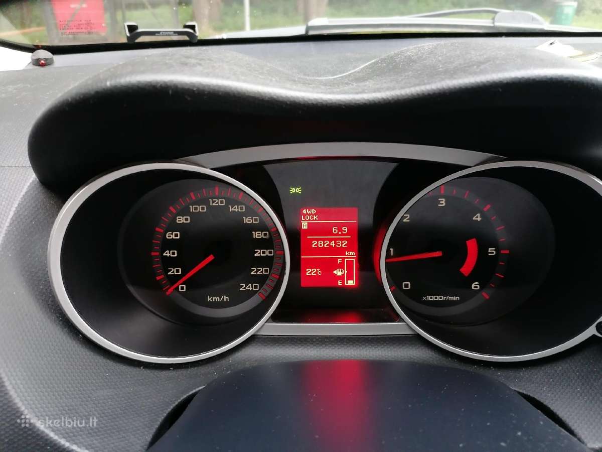 Parduodu visureigį Peugeot 4007 - nuotraukos Nr. 18
