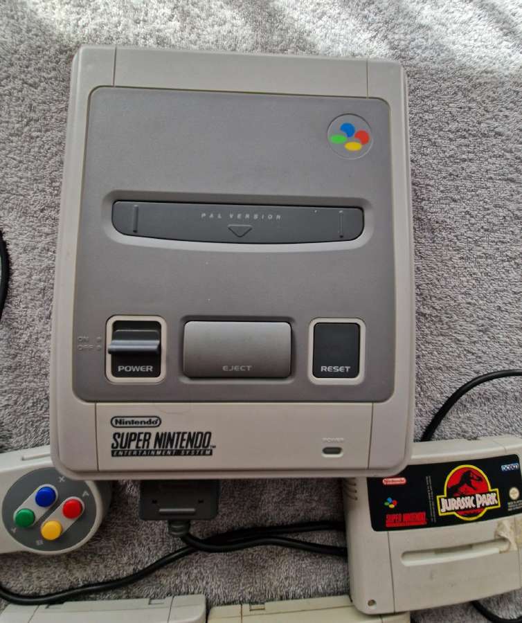 Vintažinis Super Nintendo - nuotraukos Nr. 2