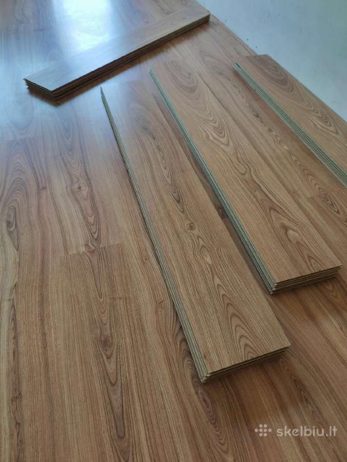 Laminuotos medienos plaušų grindys Naudotos 24m² - nuotraukos Nr. 2