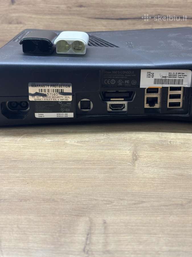Xbox 360 Slim atrištas 250gb 2 pulteliai - nuotraukos Nr. 3