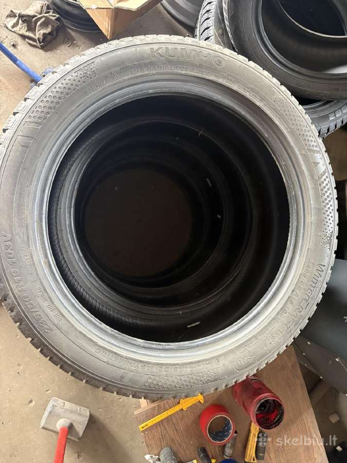 Kumho 235/50r19 žieminės padangos - nuotraukos Nr. 2