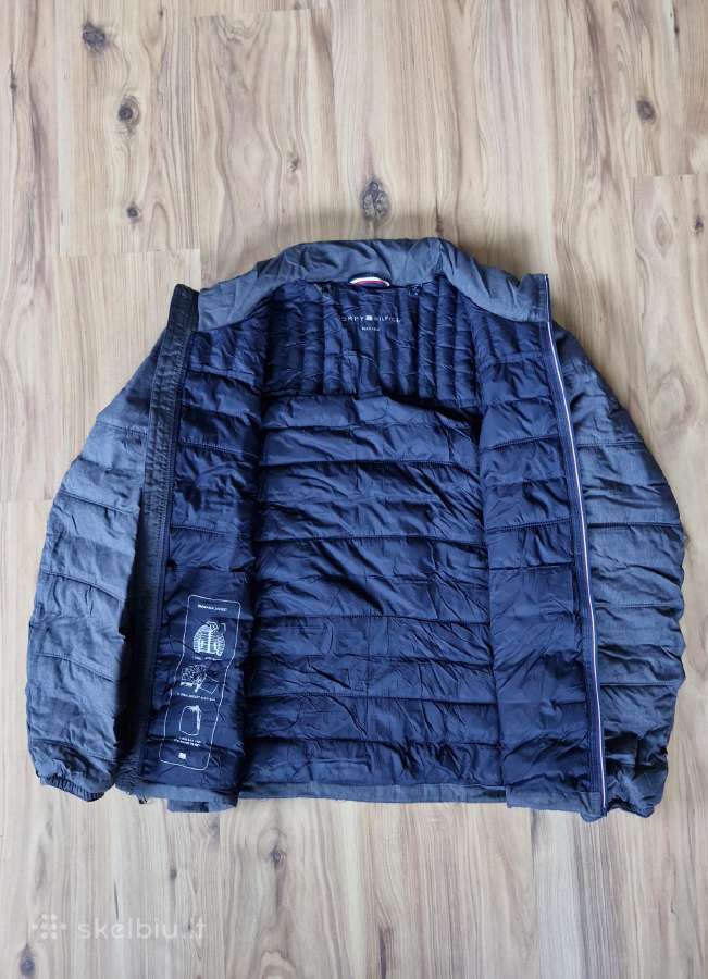 Tommy Hilfiger laisvalaikio striukė - nuotraukos Nr. 2