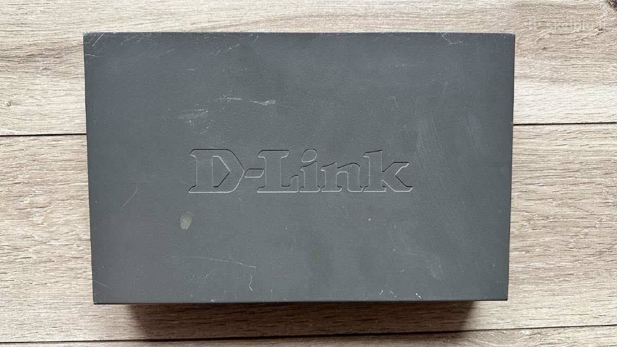 D-link switch 100mbps 24 port - nuotraukos Nr. 2