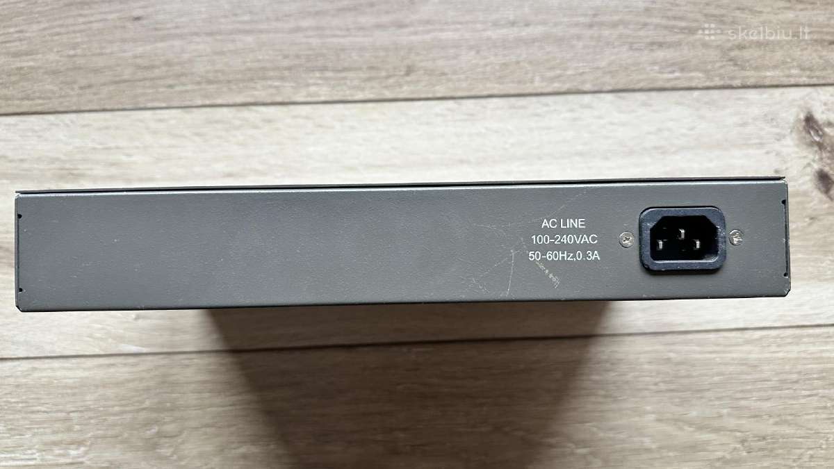 D-link switch 100mbps 24 port - nuotraukos Nr. 3