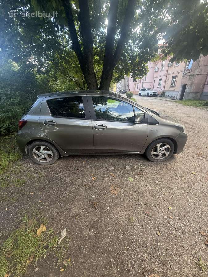 Toyota yaris 1,5 Hybrid 2016 - nuotraukos Nr. 3
