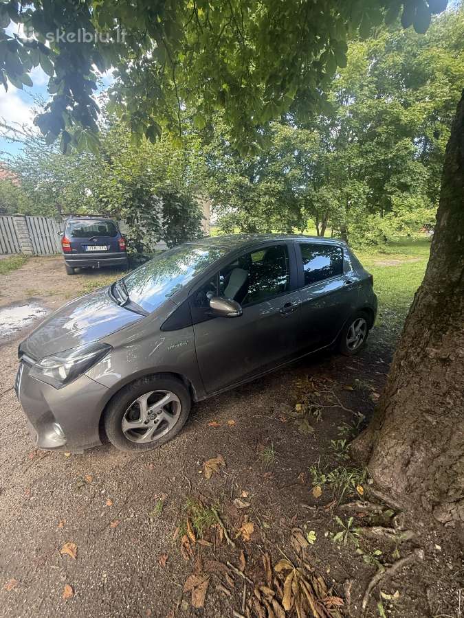 Toyota yaris 1,5 Hybrid 2016 - nuotraukos Nr. 6
