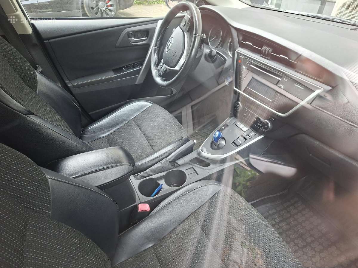 Toyota Auris Hybrid - nuotraukos Nr. 2