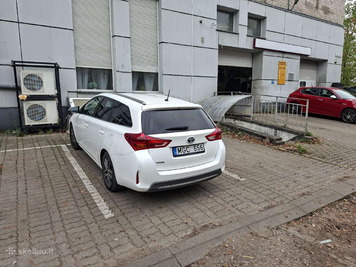 Toyota Auris Hybrid - nuotraukos Nr. 5