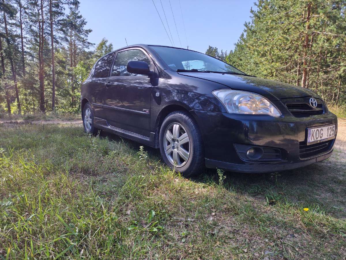 Parduodu gera Toyota Corolla su nauja technikine - nuotraukos Nr. 4