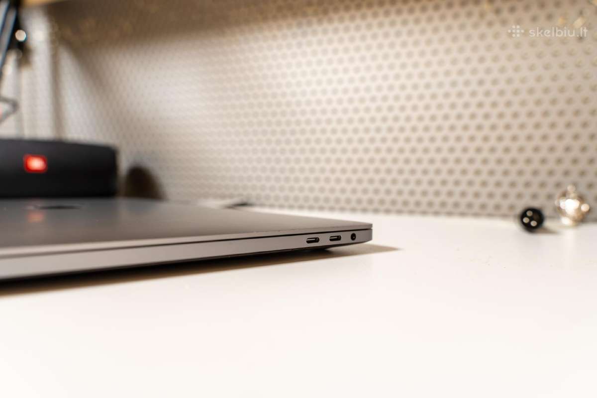 MacBook Pro 16 2019 i9 32gb 1tb Amd5500m 180cycle - nuotraukos Nr. 4