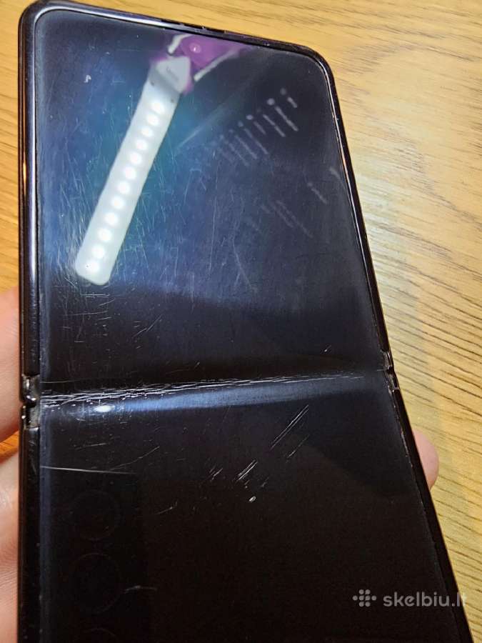 Samsung Z Flip3 5G - nuotraukos Nr. 6