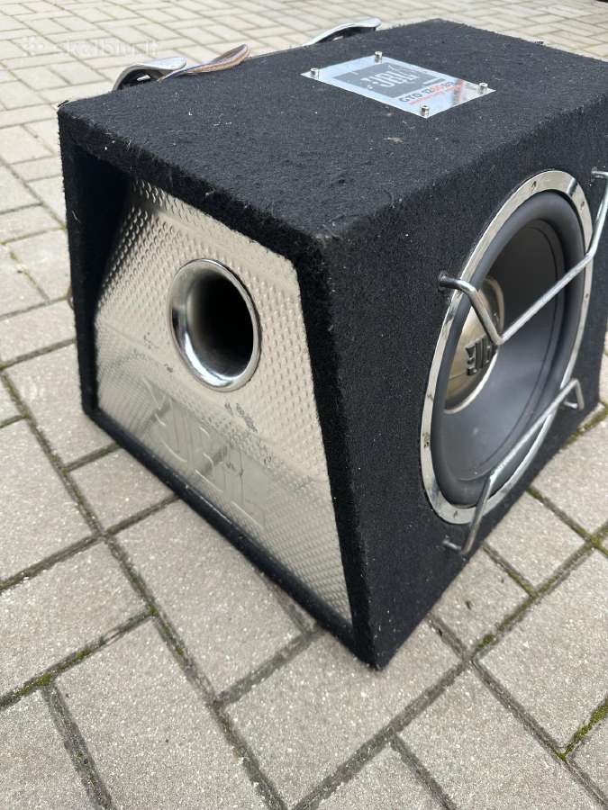 Žemųjų dažnių kolonėlė Jbl - nuotraukos Nr. 2