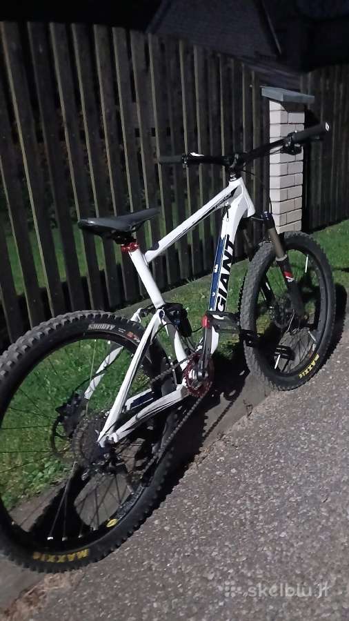 Full suspension kalnu dviratis giant - nuotraukos Nr. 5
