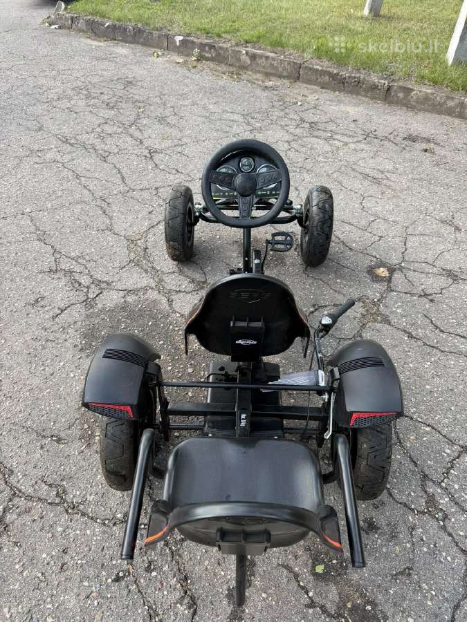 Parduodamas Berg Black Edition pedalinis kartingas - nuotraukos Nr. 2