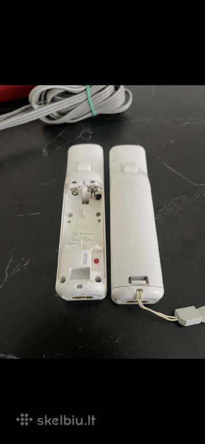 Nintendo wii mini rvl-201 2 pulteliai + žaidimas - nuotraukos Nr. 7
