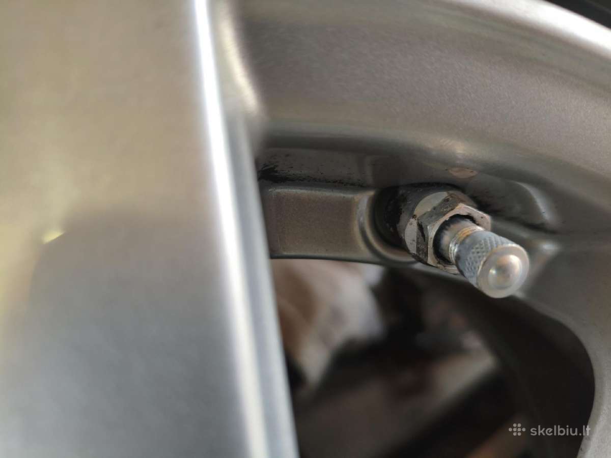 Parduodamas žieminių ratų komplektas R16 Škoda/VW - nuotraukos Nr. 12