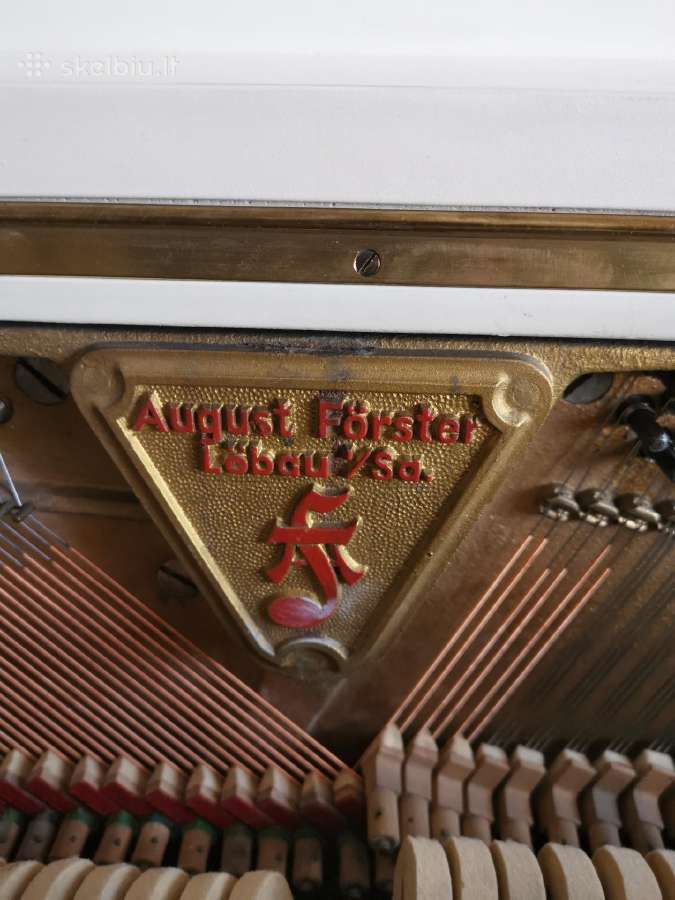 "August Forster" baltos spalvos pianinas . - nuotraukos Nr. 7