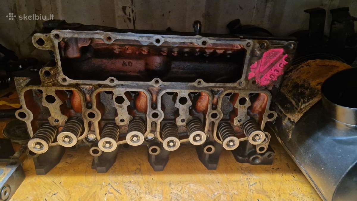Case 5120 cilindrų galvutė - nuotraukos Nr. 2