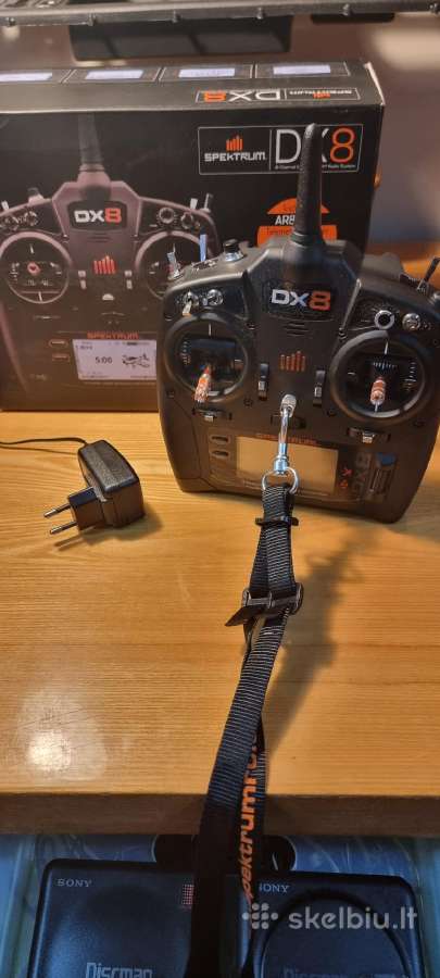 RC pultai Spektrum Dx, Futaba - nuotraukos Nr. 10