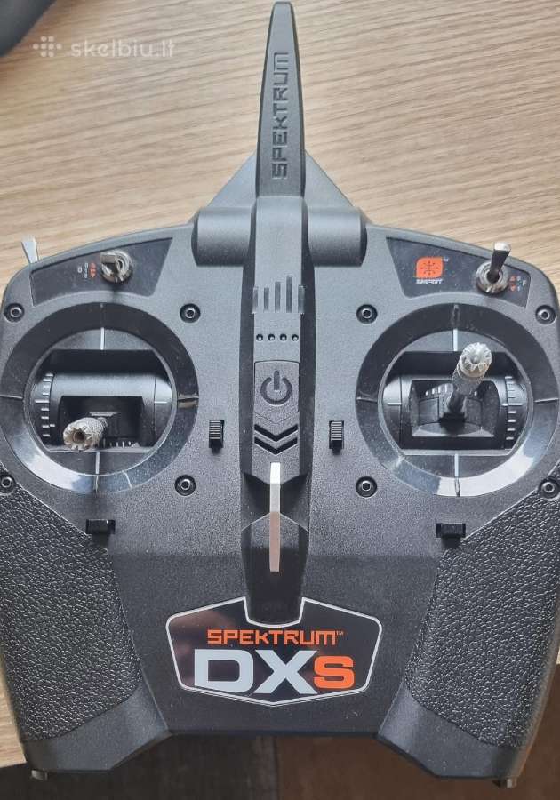 RC pultai Spektrum Dx, Futaba - nuotraukos Nr. 12