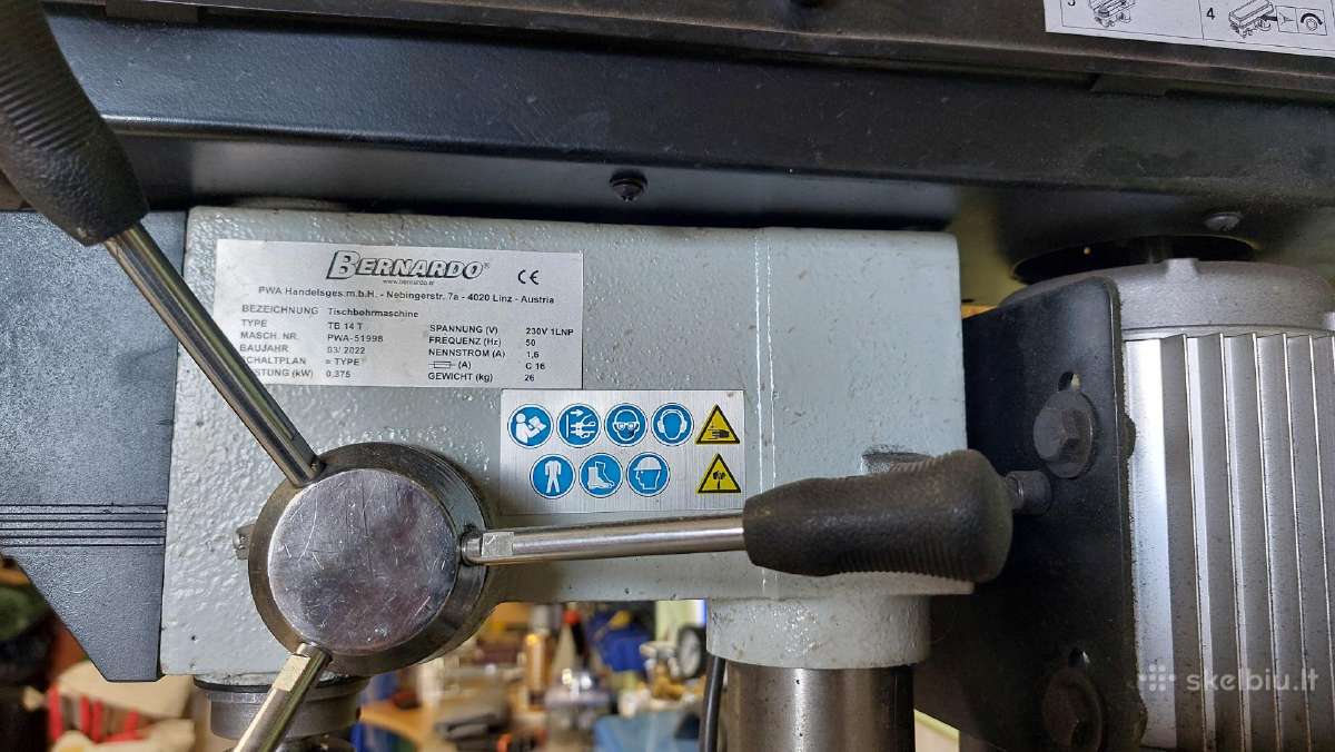 Stalines grezimo stakles - nuotraukos Nr. 2