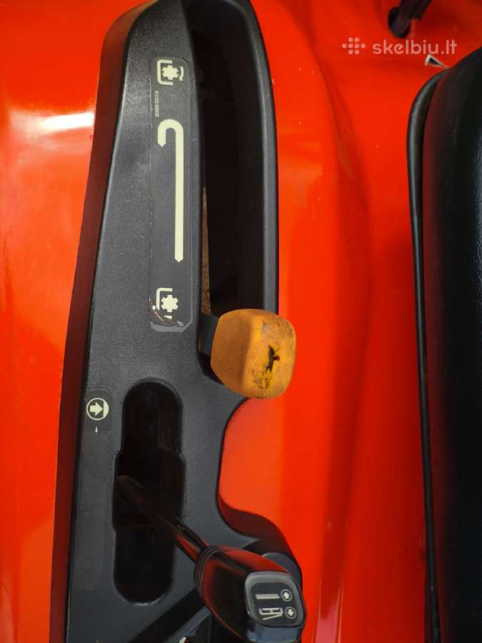 Kubota gr2120 4x4 dyzelis - nuotraukos Nr. 11