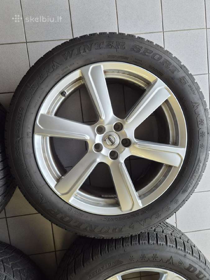 Volvo r19 su padangomis - nuotraukos Nr. 7