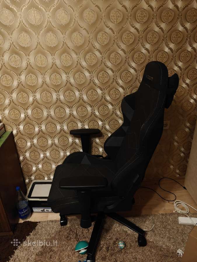 Leet Gaming kede - nuotraukos Nr. 2