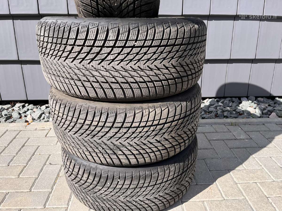 Goodyear Ultra Grip Performance3 2024m 245/40 R19 - nuotraukos Nr. 3