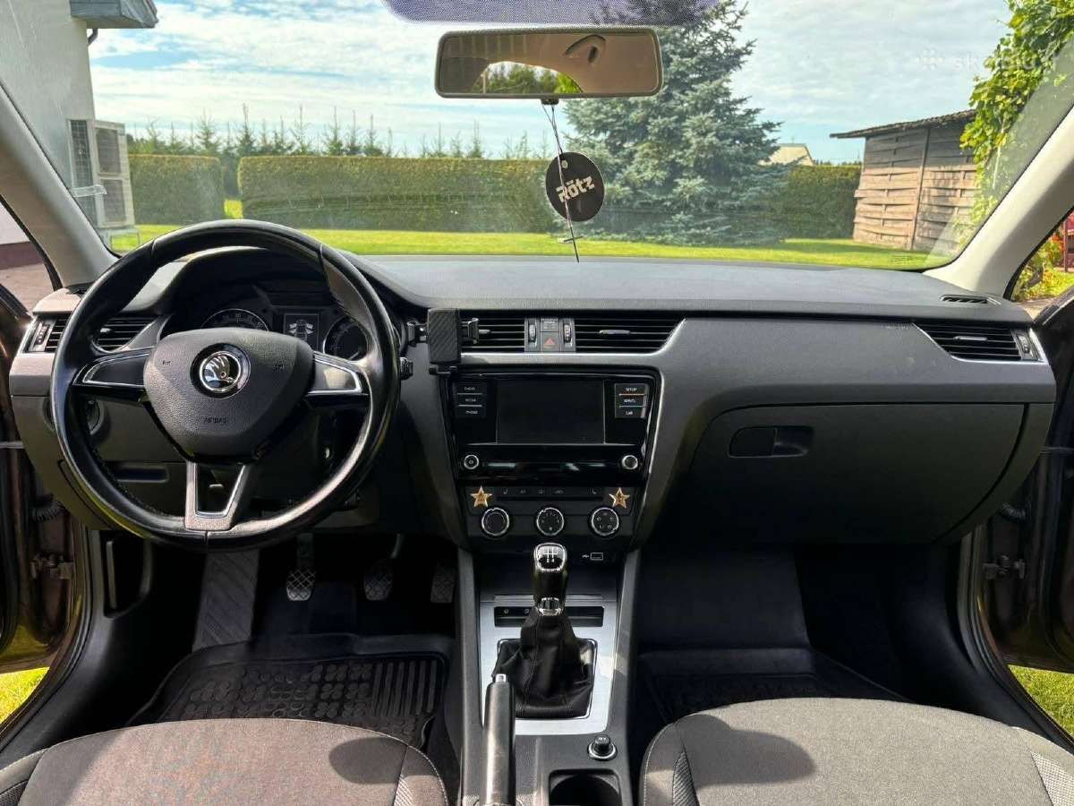 Parduodama su maža rida Škoda Octavia - nuotraukos Nr. 4