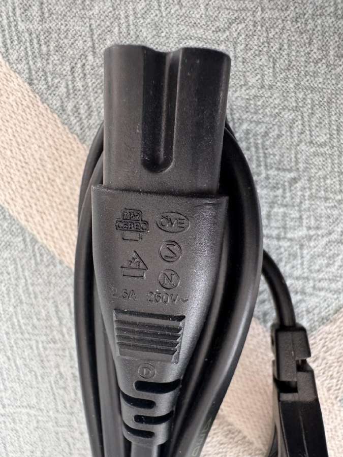 Premium Cord maitinimo laidas Ac - Iec C7, 1.5 m. - nuotraukos Nr. 3