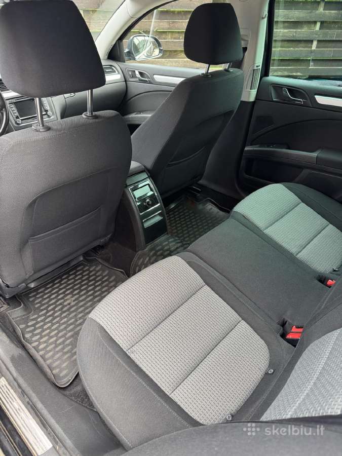 Skoda Superb - nuotraukos Nr. 8