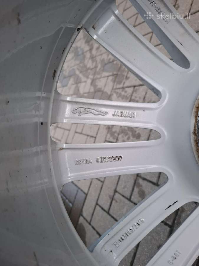 R19 Jaguar F pace ratlankiai su padangomis - nuotraukos Nr. 8
